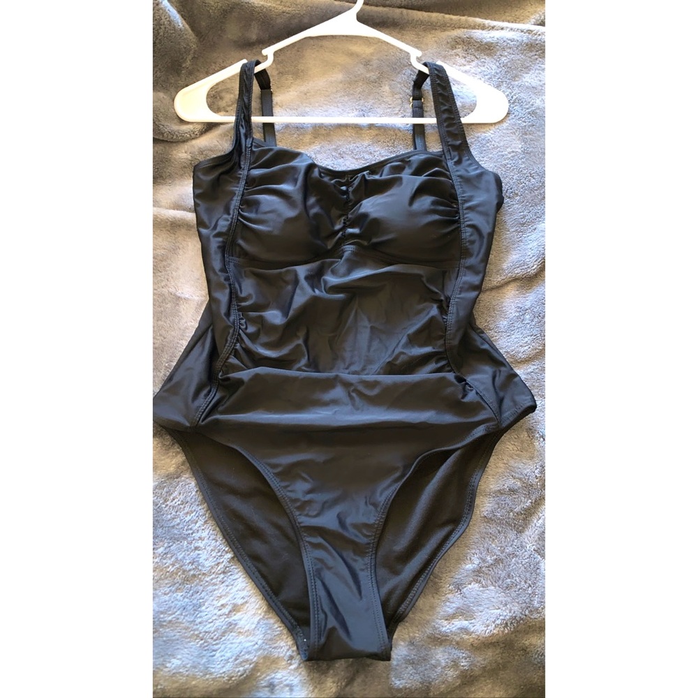 woman’s one-piece bathing suit